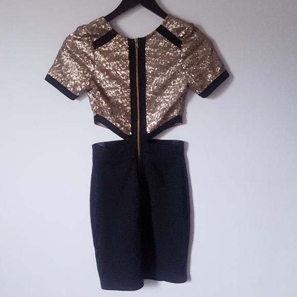 MissGuided Black + Gold Sequin Dress - Picture 2 of 6